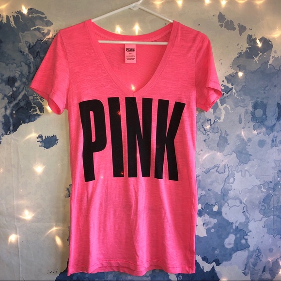 PINK Victoria's Secret Tops - 🌻VS Pink T-Shirt Size S